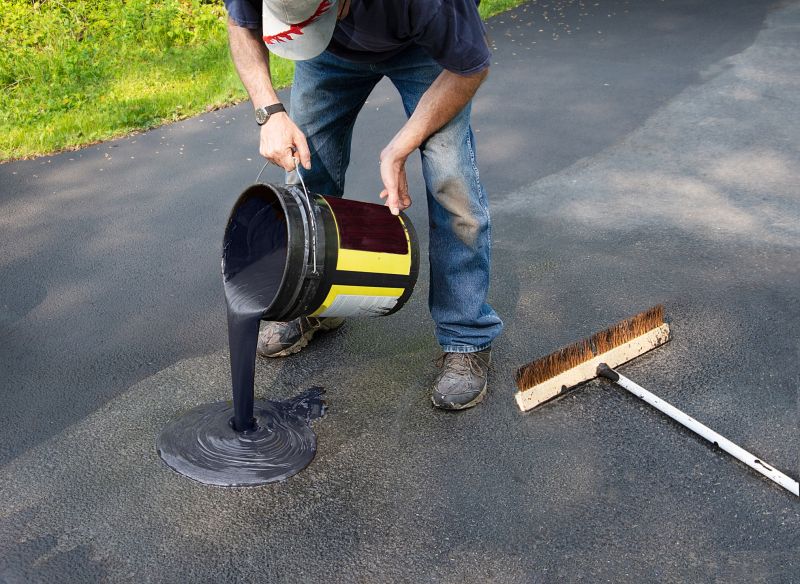 Asphalt Sealing in Tampa, FL