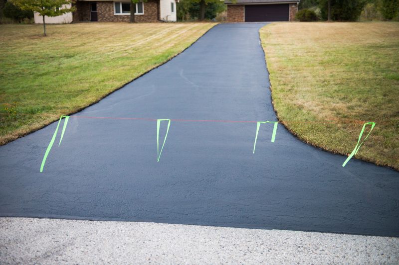 Tar Driveway Sealing in Grand Rapids, MI